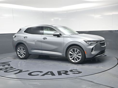 Used 2023 Buick Envision Avenir image 2