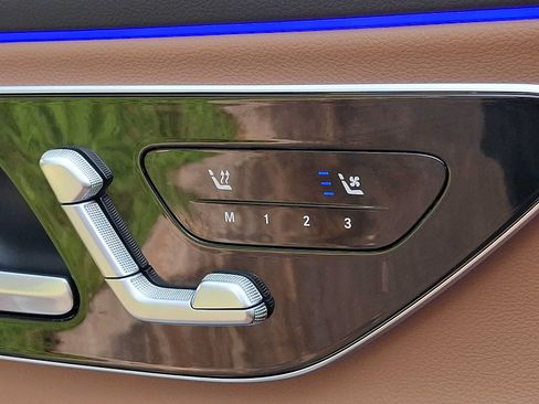 Used 2026 Mercedes-Benz E 350 4MATIC Sedan image 22