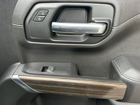 Certified 2021 Chevrolet Silverado 1500 RST w/ Convenience Package II image 21