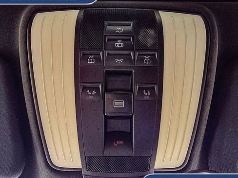 Used 2016 Mercedes-Benz E 350 4MATIC Sedan image 28