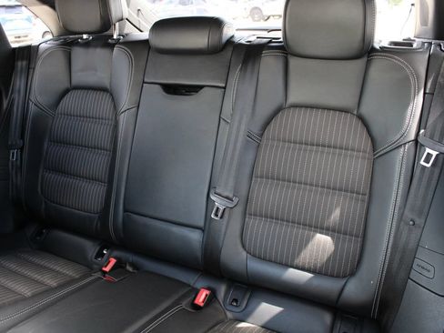 Used 2023 Porsche Macan Turbo AWD/4WD image 19