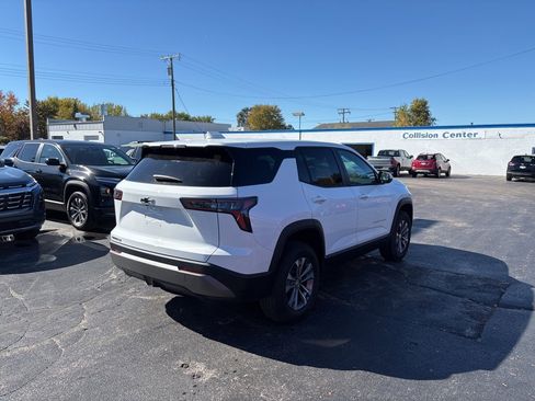 New 2026 Chevrolet Equinox LT w/ Convenience Package II image 4