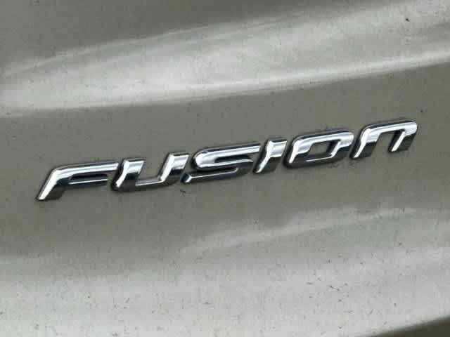 Used 2019 Ford Fusion SE FWD image 20