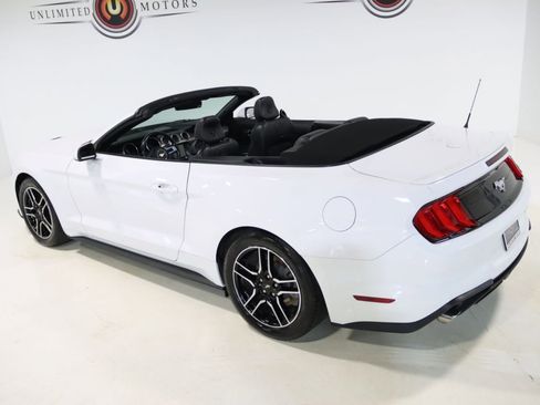 Used 2021 Ford Mustang Premium image 11