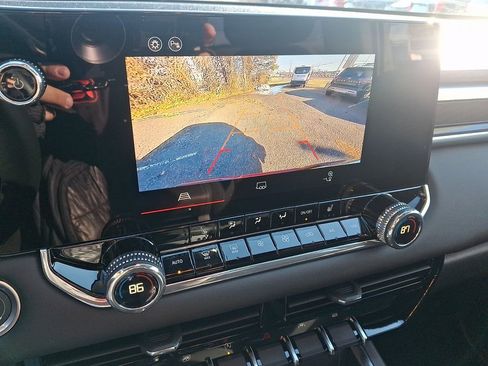 New 2026 GMC Canyon Elevation w/ Convenience Package image 14