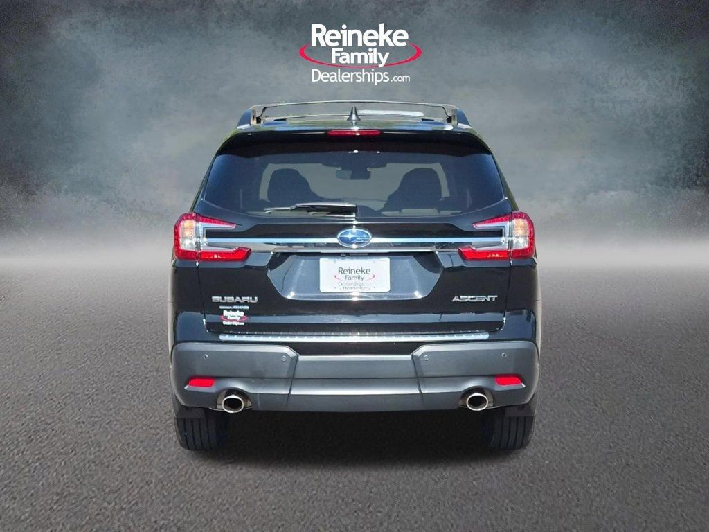Used 2023 Subaru Ascent Premium w/ Convenience Package AWD/4WD image 7
