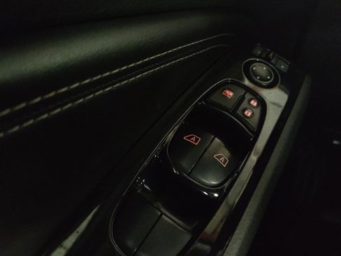Used 2020 Nissan Altima 2.5 SL FWD image 32