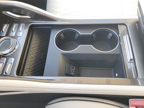 New 2026 Lincoln Nautilus Black Label AWD/4WD image 25