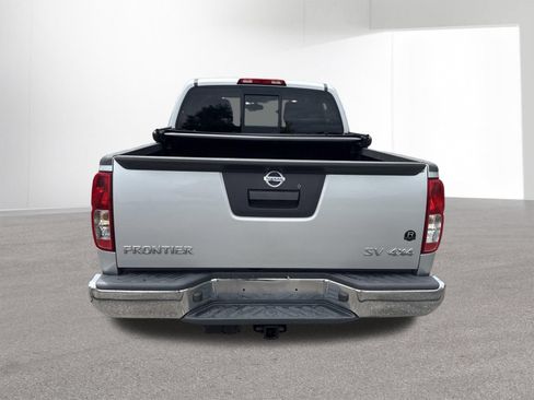 Used 2018 Nissan Frontier SV AWD/4WD image 7