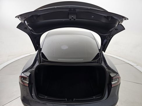 Used 2022 Tesla Model 3 Performance image 21