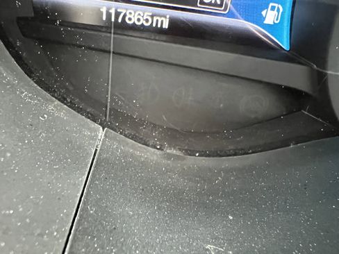 Used 2017 Ford Fusion Energi SE FWD image 10