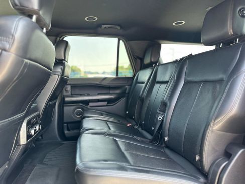 Used 2019 Ford Expedition Max XLT w/ Equipment Group 202A RWD image 14