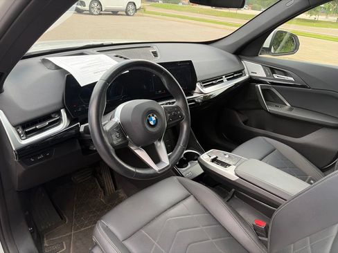 Used 2023 BMW X1 xDrive28i w/ Premium Package AWD/4WD image 6