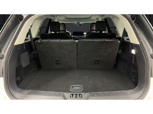 Used 2025 Lincoln Aviator AWD image 25