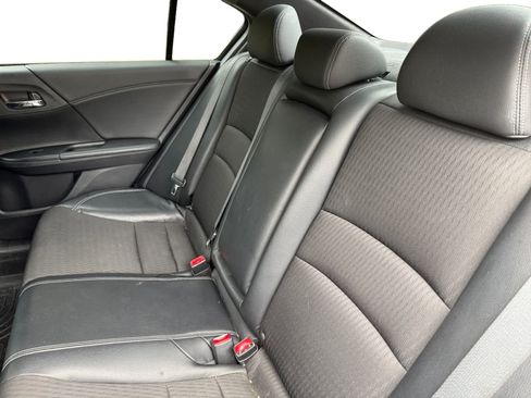 Used 2017 Honda Accord Sport image 22