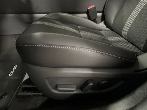 Certified 2025 MAZDA CX-50 AWD 2.5 S w/ Preferred Package image 18