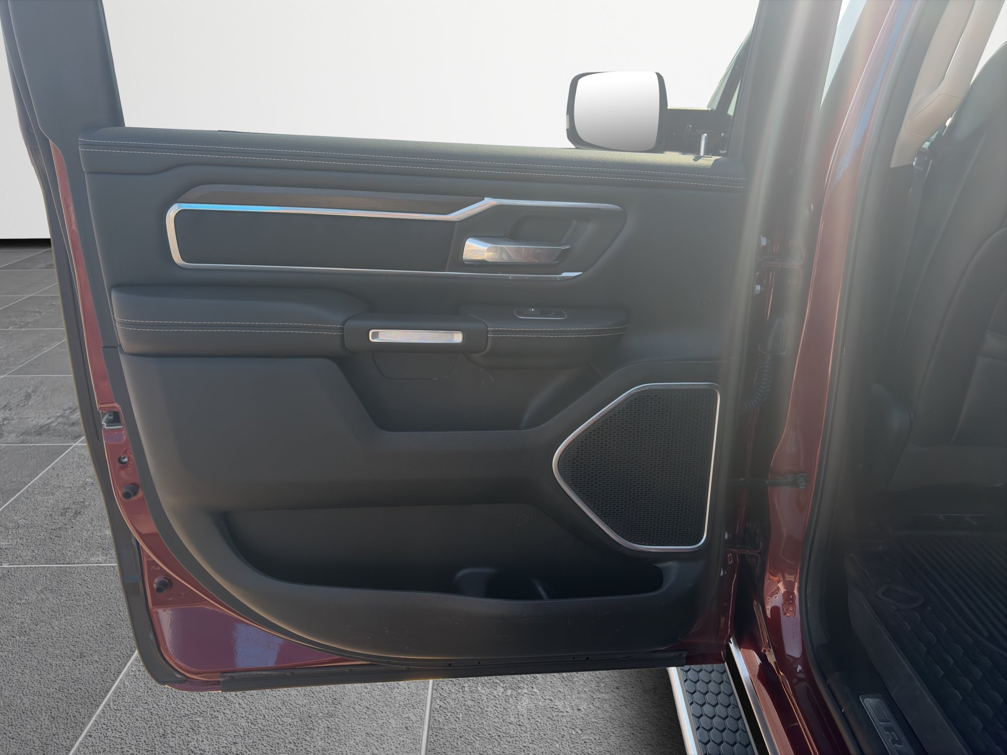 Used 2021 RAM 1500 Laramie AWD/4WD image 22