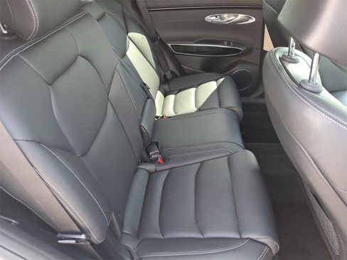 Used 2025 Genesis GV70 2.5T image 28