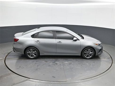 Used 2023 Kia Forte LXS image 16