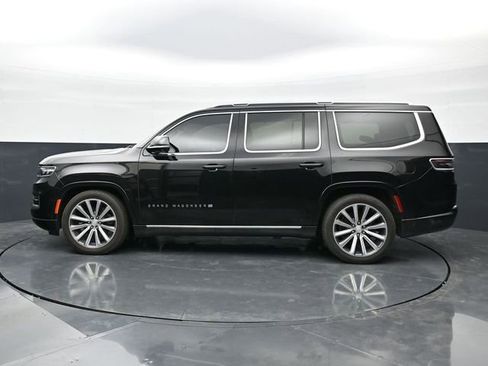 Used 2022 Jeep Grand Wagoneer Series II w/ Convenience Group III AWD/4WD image 4