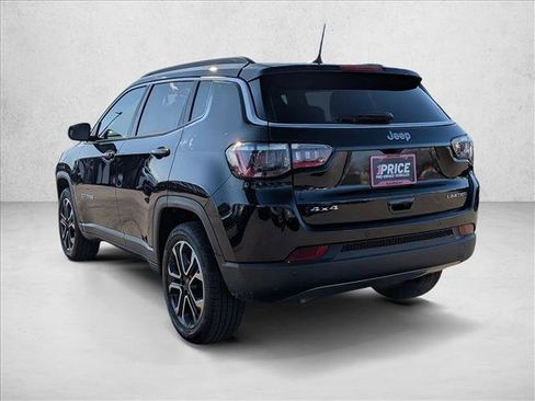 Used 2024 Jeep Compass Limited AWD/4WD image 8