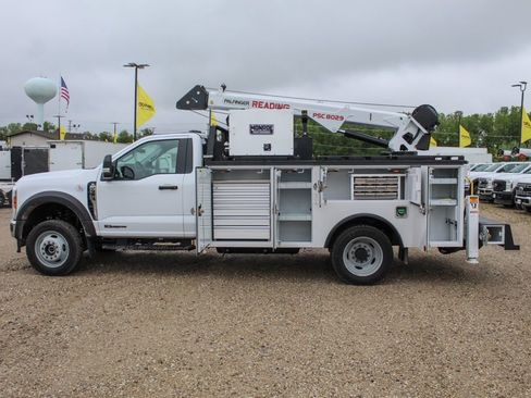 New 2025 Ford F550 4x4 Regular Cab Super Duty image 11