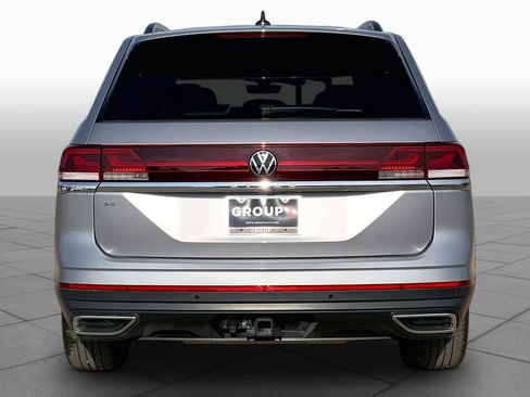 Used 2026 Volkswagen Atlas SE FWD image 5