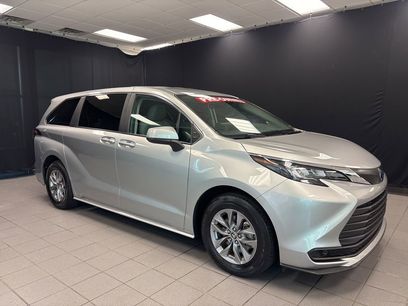 Used 2024 Toyota Sienna LE
