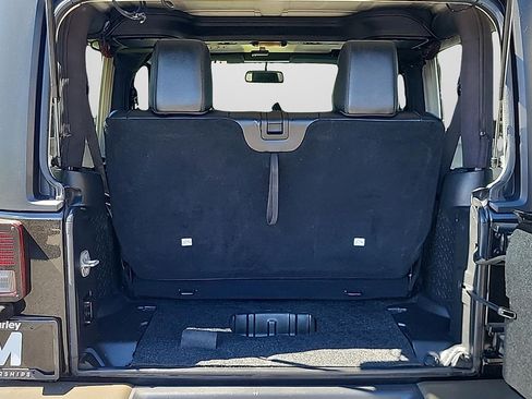 Used 2016 Jeep Wrangler Sahara AWD/4WD image 26