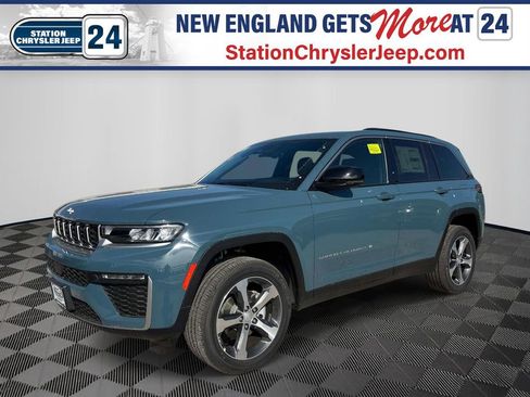 New 2026 Jeep Grand Cherokee Limited AWD/4WD image 1