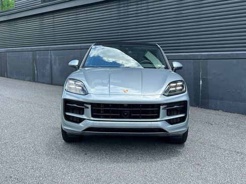 Certified 2026 Porsche Cayenne Coupe AWD/4WD image 13