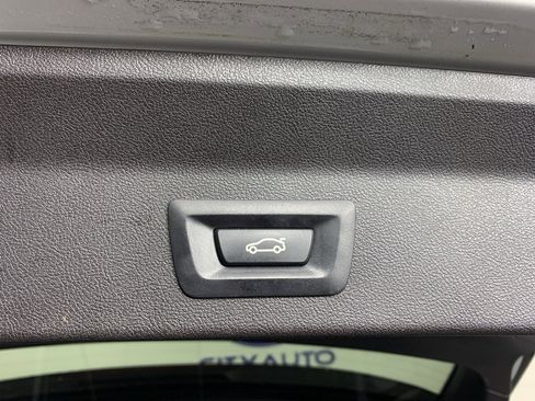 Used 2019 BMW X3 xDrive30i w/ Driving Assistance Package image 38