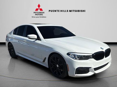 Used 2020 BMW 540i w/ M Sport Package image 3