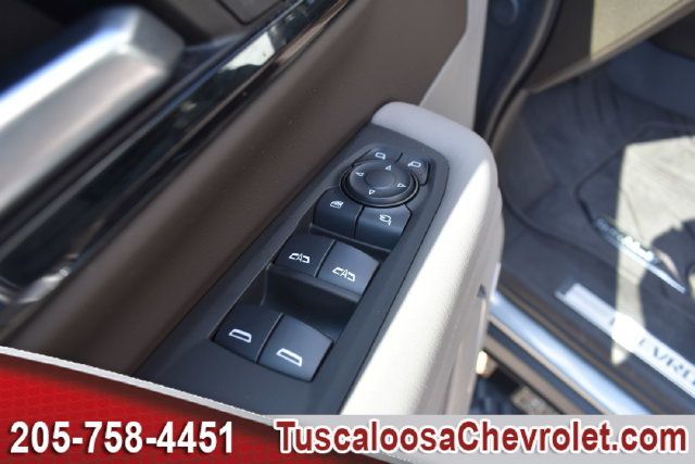 Used 2025 Chevrolet Suburban Z71 w/ Comfort Package AWD/4WD image 22