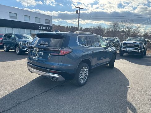 New 2026 GMC Acadia Denali w/ Super Cruise Package image 7