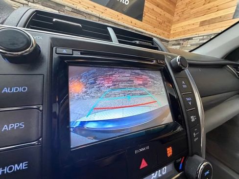 Used 2016 Toyota Camry XLE w/ Moonroof Package FWD image 23