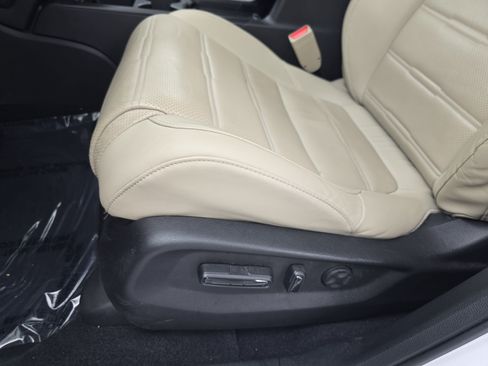 Used 2020 Honda CR-V EX-L image 29