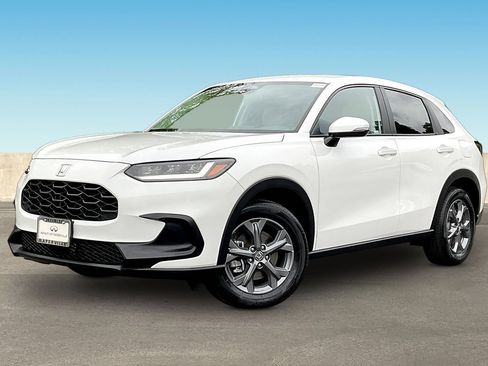 Used 2026 Honda HR-V LX image 3