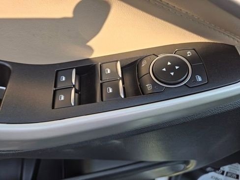 Used 2021 Ford Explorer Limited w/ Hybrid Equipment Group 310A image 12