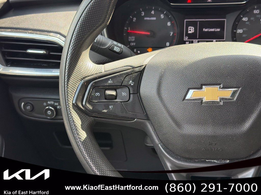 Used 2023 Chevrolet TrailBlazer LT w/ Convenience Package AWD/4WD image 25