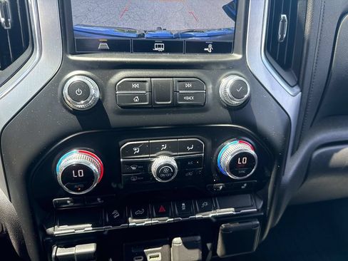 Used 2021 GMC Sierra 1500 SLT AWD/4WD image 25