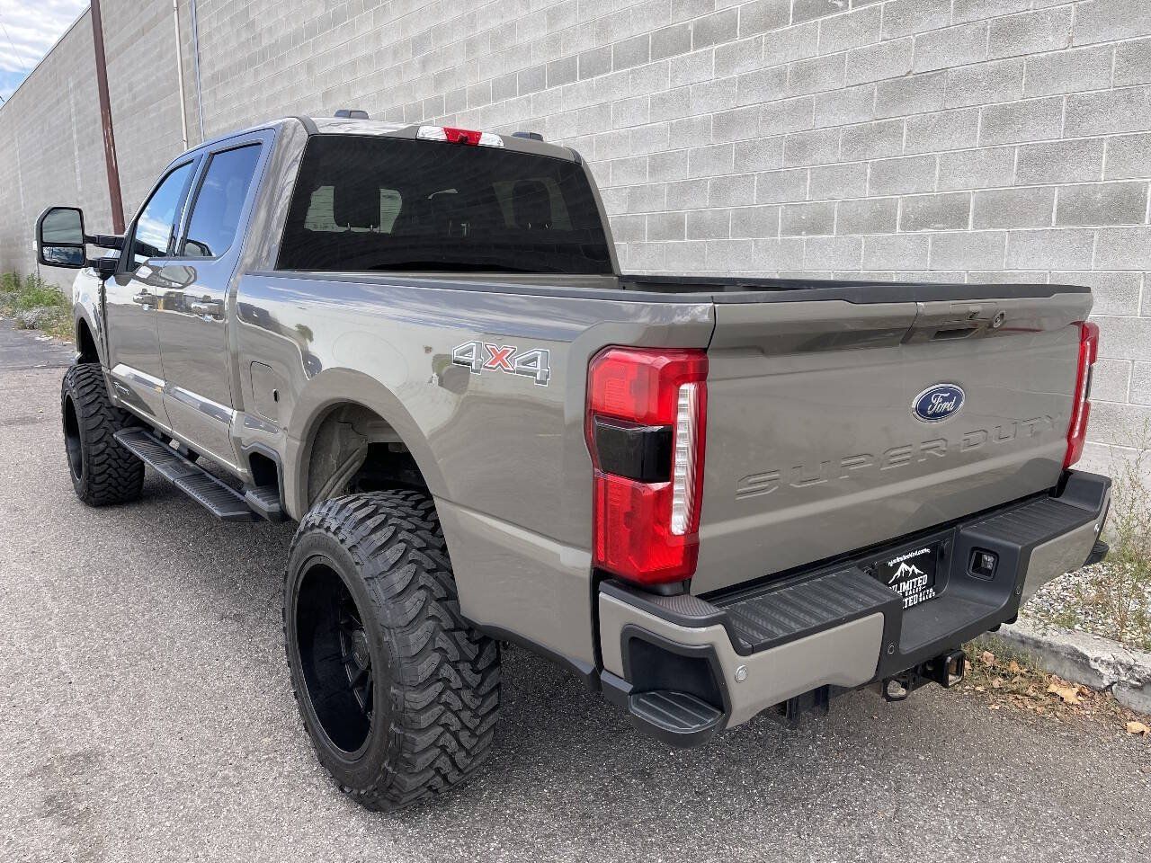 Used 2026 Ford F350 Lariat AWD/4WD image 8