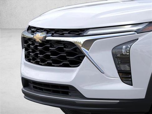 New 2026 Chevrolet Trax LT FWD image 13