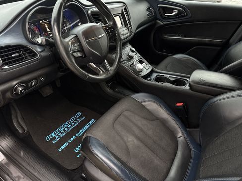 Used 2015 Chrysler 200 S w/ Comfort Group image 10