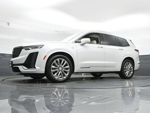 Used 2021 Cadillac XT6 Premium Luxury FWD image 46