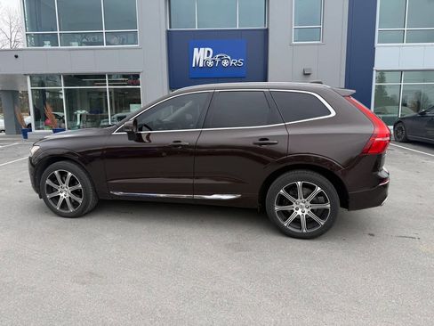 Used 2018 Volvo XC60 T6 Inscription w/ Luxury Seat Package image 9
