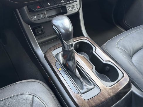 Used 2022 GMC Canyon Elevation w/ Elevation Premium Package image 13