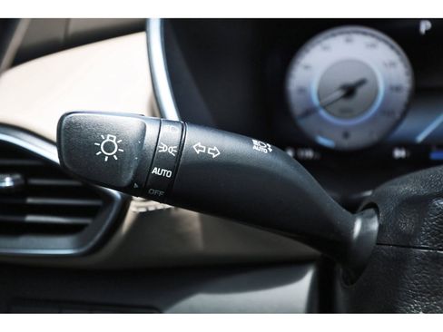 Certified 2021 Hyundai Santa Fe Limited FWD image 19