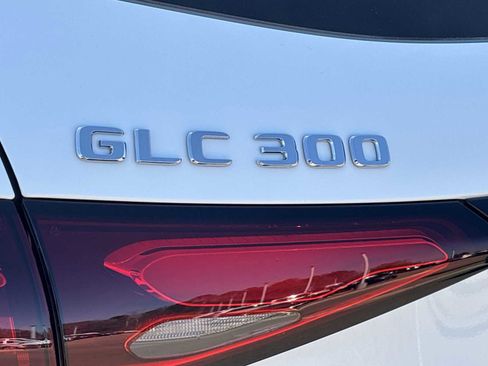 New 2026 Mercedes-Benz GLC 300 image 11