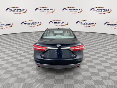 Used 2015 Toyota Avalon XLE image 7